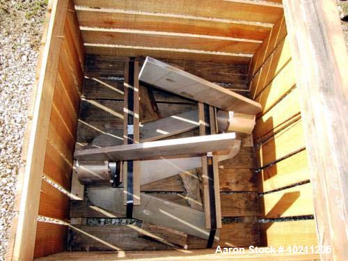 Unused- 200 HP Chemineer Mixer Drive, Model 10HTNS-200. HT turbine agitator drive. Right angle design. Output rpm is 68 with motor mount base plate. Also included, sitll in the box. Chesterton split ...