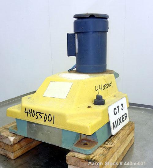 Used Lightnin Series 10 Top Entering Agitator, Model 14Q2. Ratio 14.06 to 1, output 125 rpm. Driven by a 2hp, 3/60/208-230/460 volt, 1740 rpm motor.