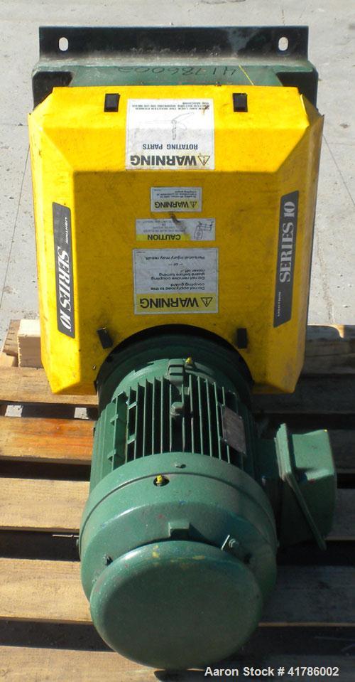 Used Lightnin Series 10 Top Entering Agitator, Model 17Q5. Closed tank design. Ratio 25.92 to 1, output rpm 37, 5 hp rating. Includes a 5 hp, 3/60/230/460 volt, 865 rpm motor.