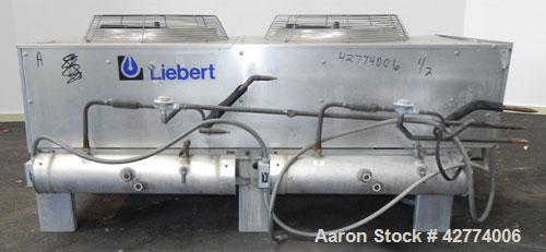 Used Liebert Deluxe System 3, 10 Ton Temperature Control System Consisting Of: (1) Liebert Model VH125AUCAEI indoor unit with evaporator coil and compressor unloaders. (1) Liebert rooftop air cooled ...