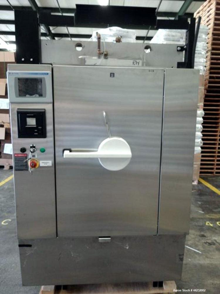 Used Steris (Amsco) Single Door Pharmaceutical Autoclave, Model SV-160H, prevac steam sterilizer. Camber rated Full Vacuum at 300 degrees F, jacket rated 45 psi at 300 degrees F. Includes portable ca...