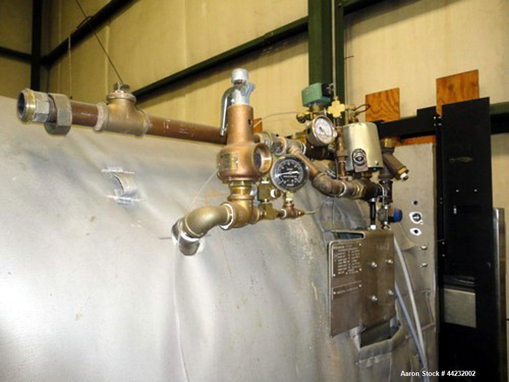 Used Steris (Amsco) Single Door Pharmaceutical Autoclave, Model SV-160H, prevac steam sterilizer. Camber rated Full Vacuum at 300 degrees F, jacket rated 45 psi at 300 degrees F. Includes portable ca...