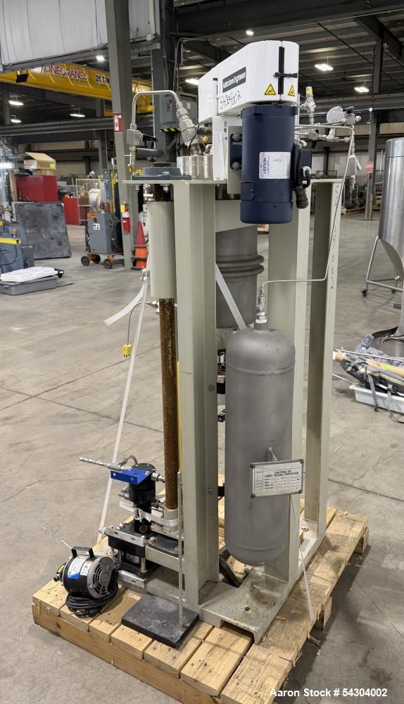 Used Autoclave Engineers 5 Gallon High Pressure Reactor System – 1900 PSI Jacketed Vessel with Agitation Package