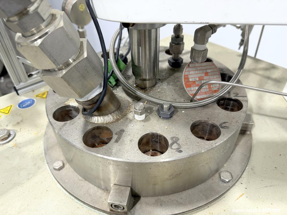 Used Autoclave Engineers 5 Gallon High Pressure Reactor System – 1900 PSI Jacketed Vessel with Agitation Package