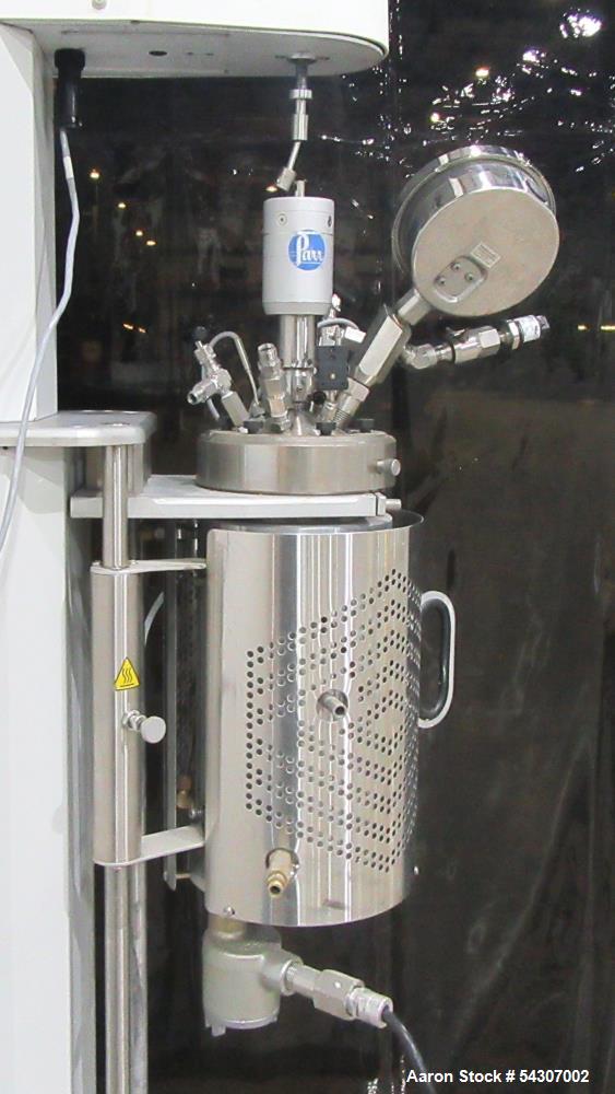 Used Parr Model 4526 Bench Top Reactor 2L 1900 PSI with 4848 Controller