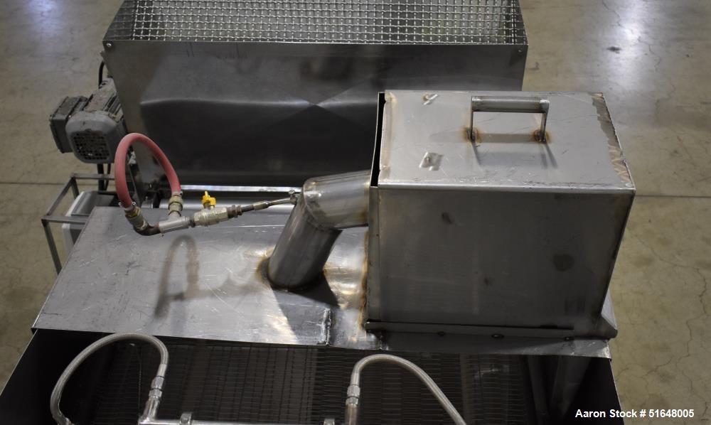 Industrial Dry Ingredient Spreader - Martin E-Z Spreader, Spray Nozzles, Wire Belt