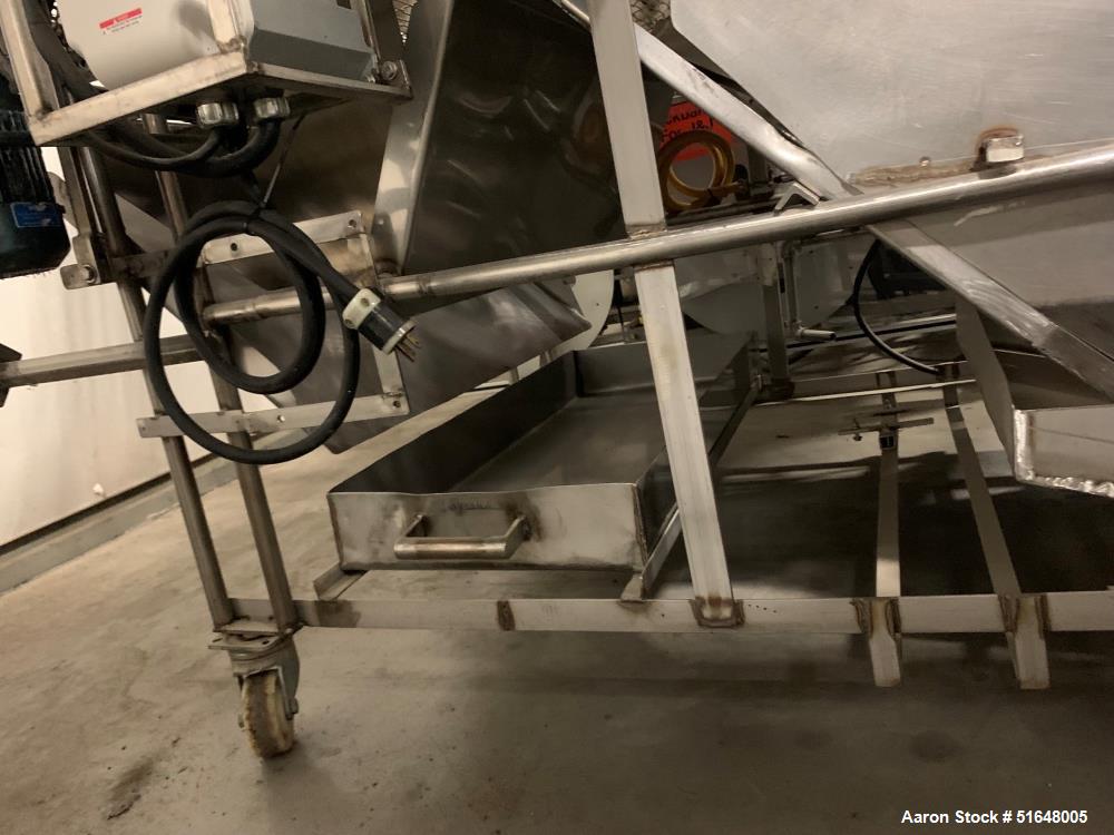 Industrial Dry Ingredient Spreader - Martin E-Z Spreader, Spray Nozzles, Wire Belt