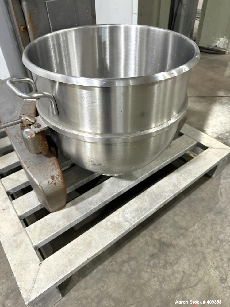 Pre-Owned Hobart 60 Qt. Mixer H-600-T – Commercial Dough Mixer