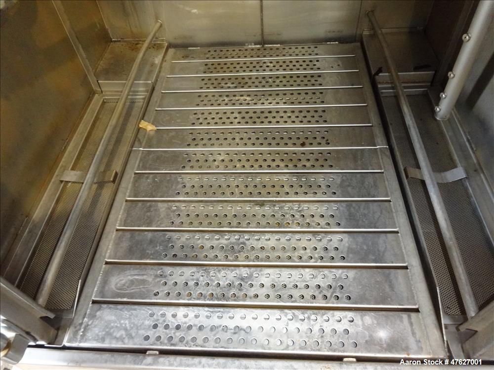 Used- LVO Manufacturing Fully Automatic High Volume Pan & Rack Washer