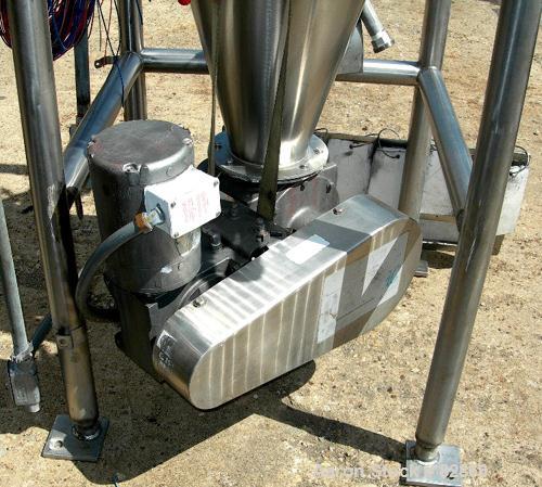 USED: Reyco Systems Water Vac 1 water removal system for the food processing industry, 304 stainless steel. Designed for removal of excess water before freezing, drying or frying. System includes a c...