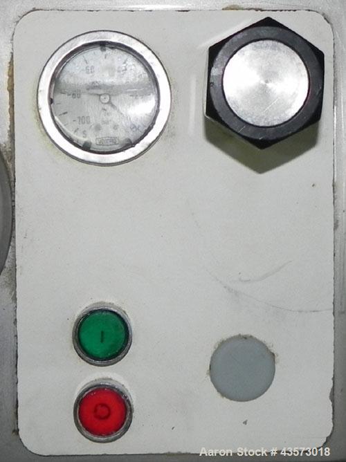 Used Vemag Reiser Continuious Vacuum Filler, Model Robot 500, Type 128/90. Filling rate up to 2,500 kg/hr depending on feed element, portion weight 5-30,000 g, can be set in increments of .01 or 1 g,...