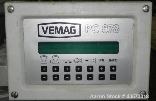 Used Vemag Reiser Continuious Vacuum Filler, Model Robot 500, Type 128/90. Filling rate up to 2,500 kg/hr depending on feed element, portion weight 5-30,000 g, can be set in increments of .01 or 1 g,...