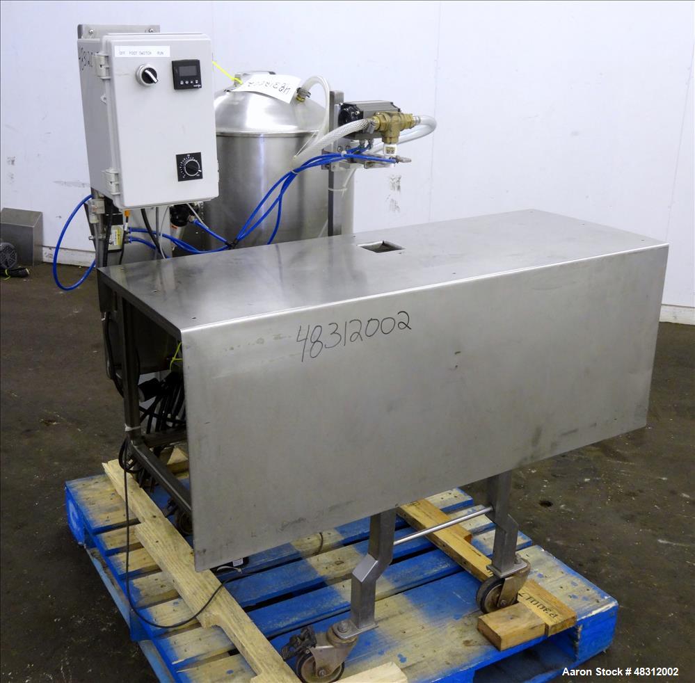 Used Woody / Savage Bros. Co. Hand Operated Decorator (Kettle/Pump), Model 125