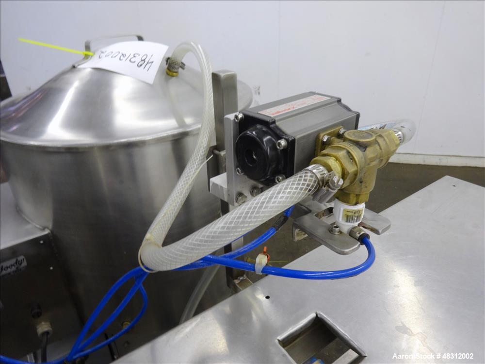 Used Woody / Savage Bros. Co. Hand Operated Decorator (Kettle/Pump), Model 125