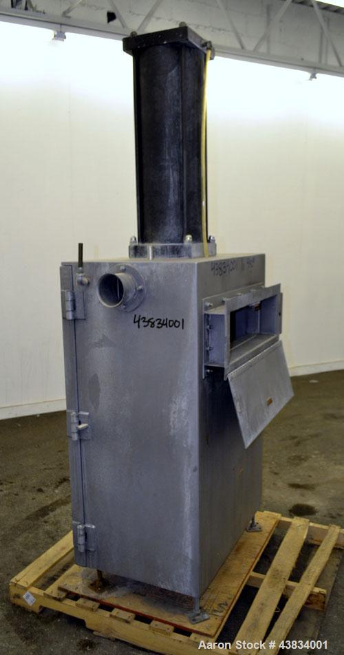 Used American Process Pneumatic Bag Compactor, Model PBC-50, 321 Stainless Steel. Approximate holding capacity 50-100 bags. 2.5 Tons of compact force, requires 60-80 psi air consumption. Bag feed ope...