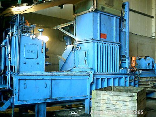Used BOA Recycling Equipment Automatic Baler, approximate 80 tonne force. 2 x 35 kw motors. Four wire. Every day use.