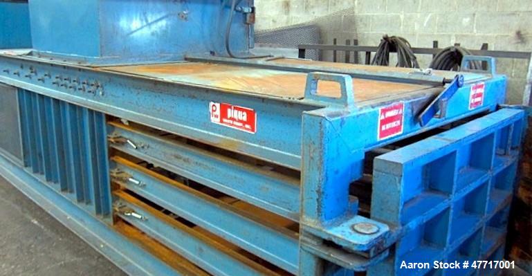 Used Piqua 72" Horizontal Closed End Baler