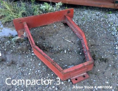 Used Parker Trash Compactor, Model D3W8CP09Y-14. Capacity: 13 yards, measurements: 12 ft. x 7 ft. x 8 ft. Includes guide island, Voltage: 440.