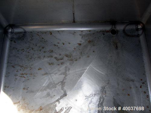 Used Hoover Group Liquid Tote Bin, 46.77 cubic feet (350 gallon), 304 stainless steel. 42" wide x 48" long x 42" tall. Internal rated 9.5 psi. Tare weight 472 pounds, gross 6680 pounds. Top manway, b...