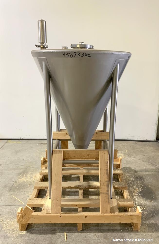 Unused- Schlueter Eductor / Pump Hopper, 304 Stainless Steel, Vertical. Approximate 36" diameter x 26" long cone bottom. Vib...