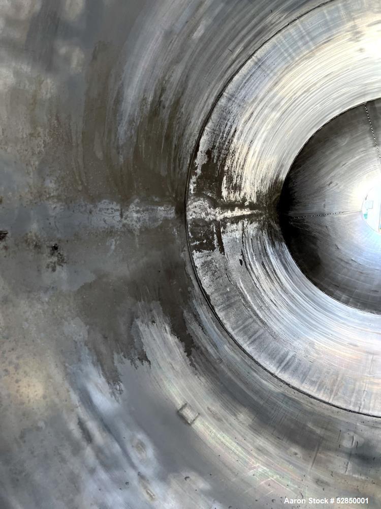 Used Storage Tank, Approximately 600 Gallon Capacity, 304 Stainless Steel