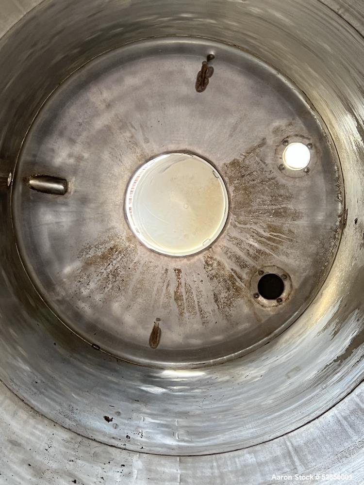 Used Storage Tank, Approximately 600 Gallon Capacity, 304 Stainless Steel