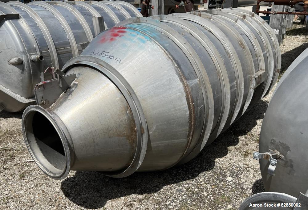 Used 304 Stainless Steel Storage Tank, Approximately 600 Gallon Capacity