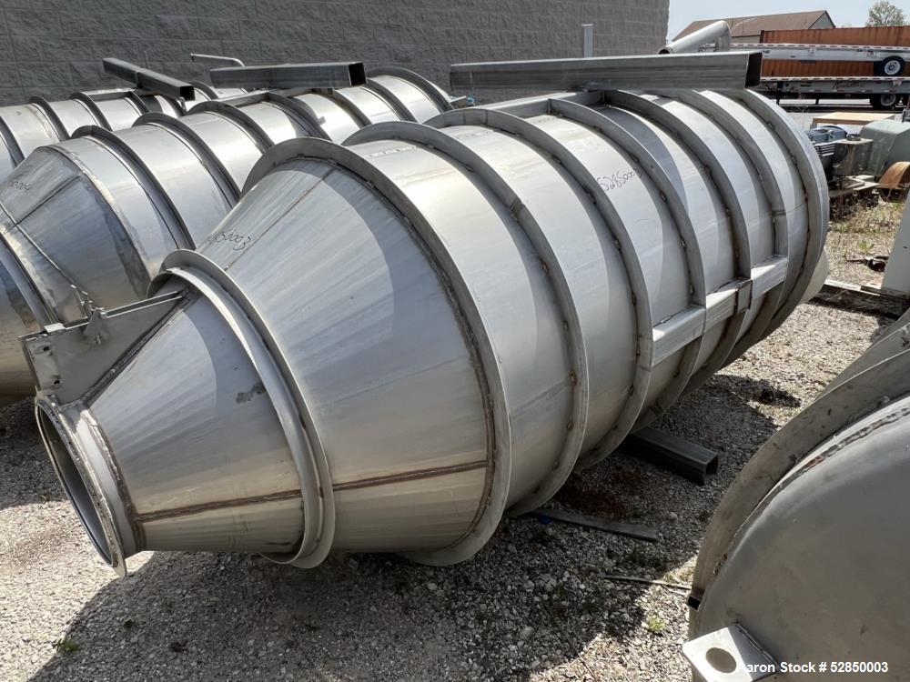 Storage Tank, Approximately 600 Gallon Capacity, 304 Stainless Steel