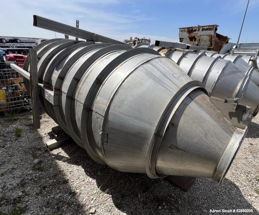 Storage Tank, Approximately 600 Gallon Capacity, 304 Stainless Steel