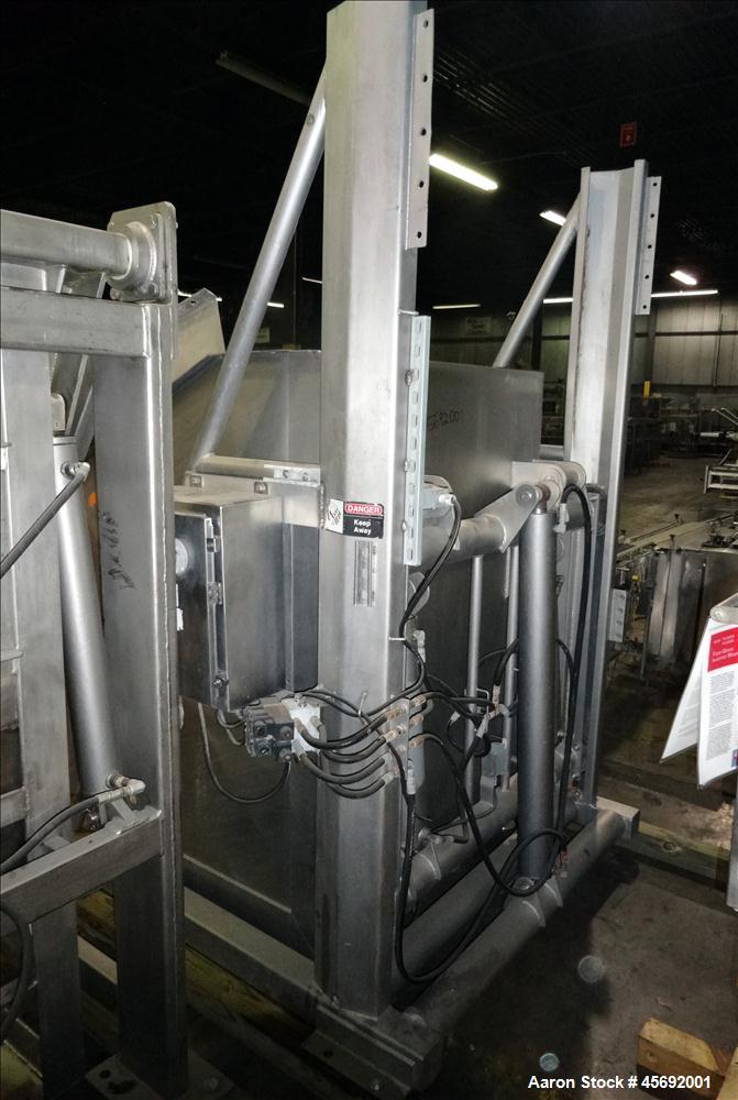 Used FPEC High Lift Gaylord Box Dumper, Model HLD 725, Stainless Steel. Has a capacity of 3,000 lbs, platform size of 48" long x 48" wide. Includes hydraulic power unit. Serial Number 3300. Input vol...