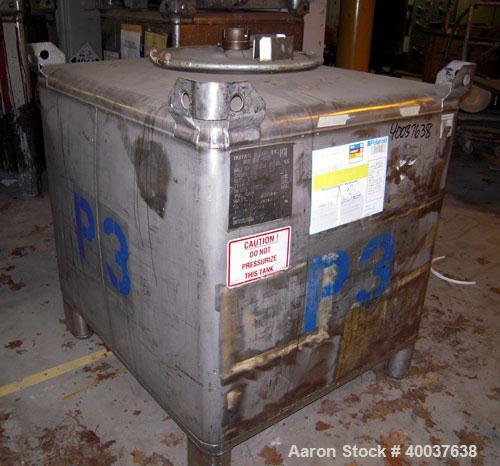 Used- Hoover Liquid Tote Bin, 46.7 cubic feet (395 Gallon), Stainless steel. Rated 9.5 psi. 47" x 40" x 45" tall. Top manway...