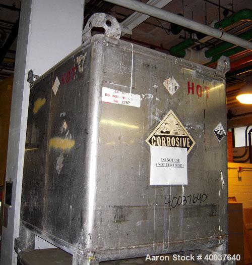 Used- Hoover Liquid Tote Bin, 52.7 cubic feet (395 Gallon), Stainless steel. Rated 9.5 psi. 47" x 40" x 45" tall. Top manway...