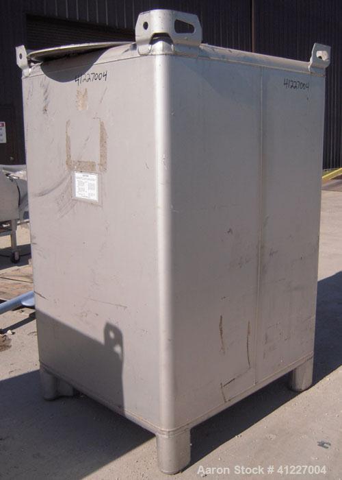Used Hoover Materials Stackable Liquid Tote Bin,