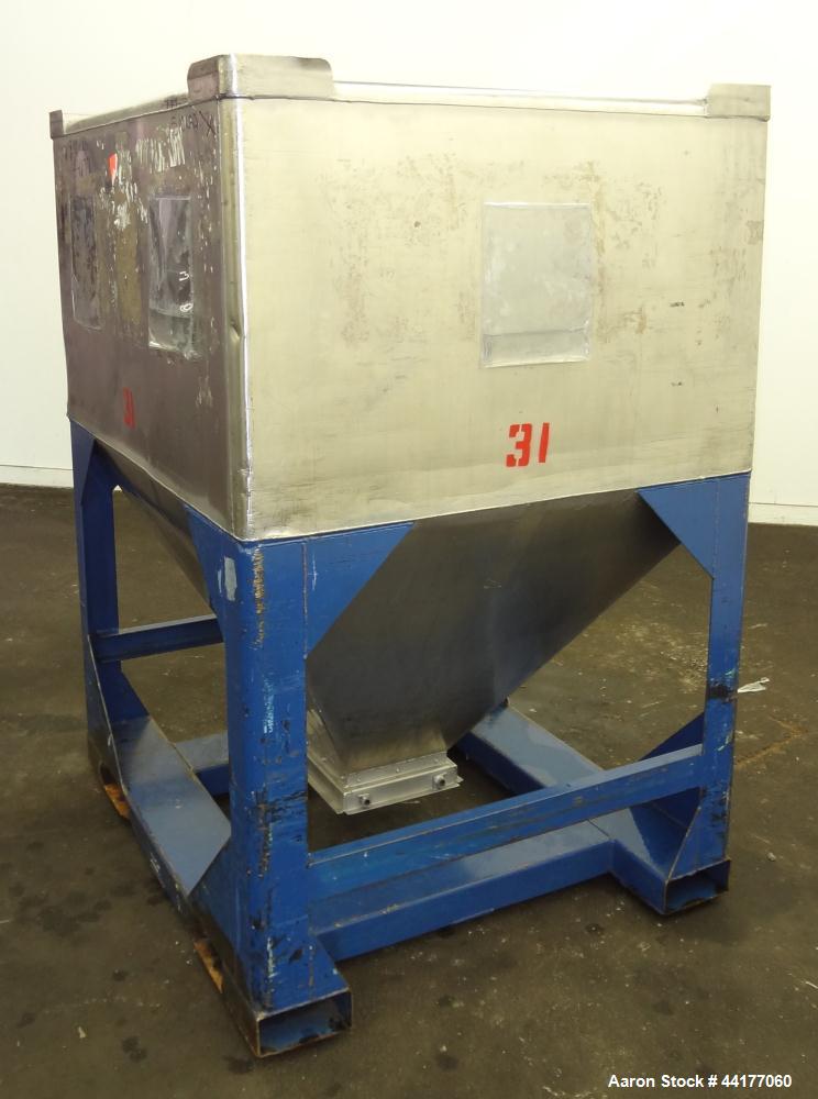 Used Stainless Steel Mid-States Manufacturing & Engineering Powder Tote Bin