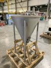 Unused- Schlueter Eductor / Pump Hopper, 304 Stainless Steel, Vertical. Approximate 36