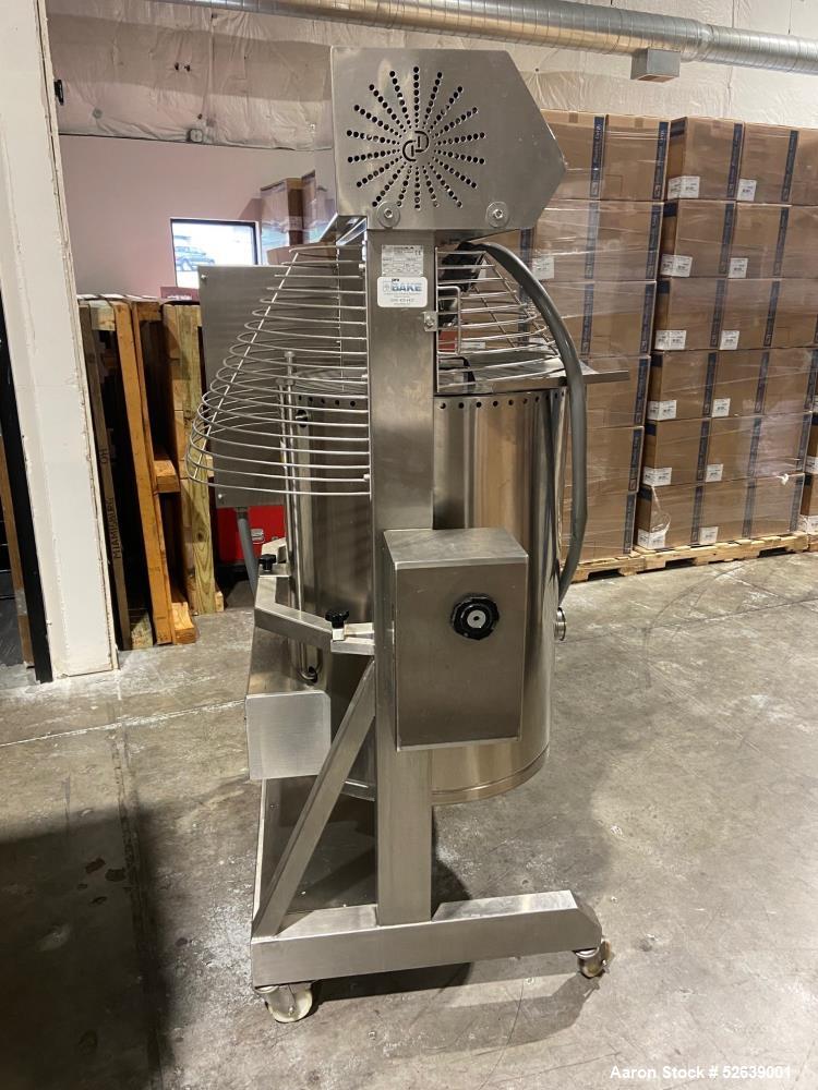 Used De Danieli C2002EI 200 Liter Cooker – Manual Tilt, 2-Speed Mixer