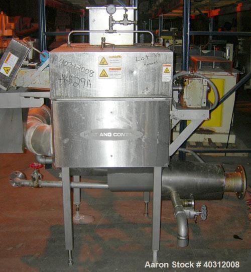 Used Heat and Control Heat Wave Fryer, Model HWF. 28" wide x 12' long, 304 stainless steel wire mesh belt, driven by a 1 hp, 3/60/208-230/460 volt, 1725 rpm gearmotor. Approximate fry time 7-28 secon...