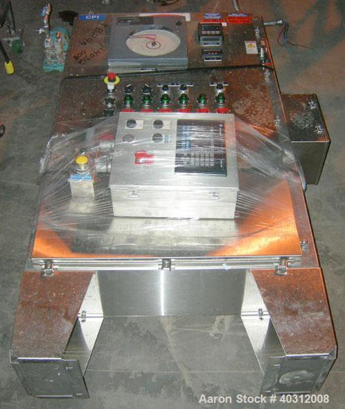 Used Heat and Control Heat Wave Fryer, Model HWF. 28" wide x 12' long, 304 stainless steel wire mesh belt, driven by a 1 hp, 3/60/208-230/460 volt, 1725 rpm gearmotor. Approximate fry time 7-28 secon...