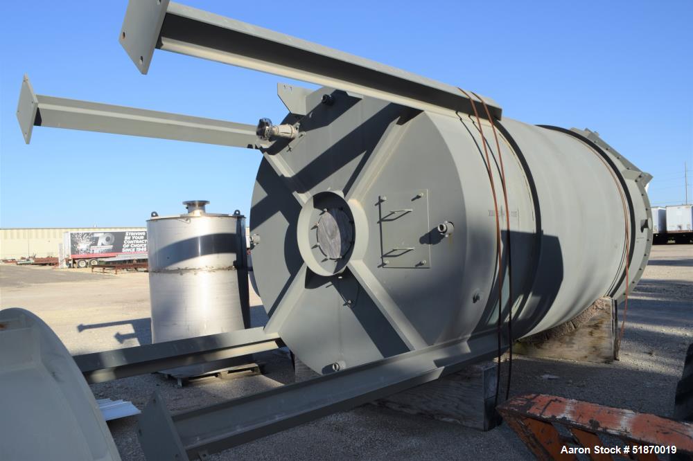 Unused- Born HDO Direct Fired Heater. Operating conditions 805 psig at 390 degress F., radiant tube bare surface area 345 square feet. With a Maxon Ovenpak burner, gas train and panel. Last used In B...