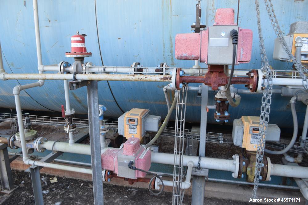 Used York Shipley Donlee Technologies 700HP Boiler, Model SPH-700-N/2. Maximum working pressure steam 300, heating surface 3500, maximum steam capacity 27,600 pounds an hour. National Board# 27714, s...