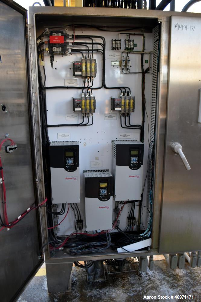 Used York Shipley Donlee Technologies 700HP Boiler, Model SPH-700-N/2. Maximum working pressure steam 300, heating surface 3500, maximum steam capacity 27,600 pounds an hour. National Board# 27714, s...