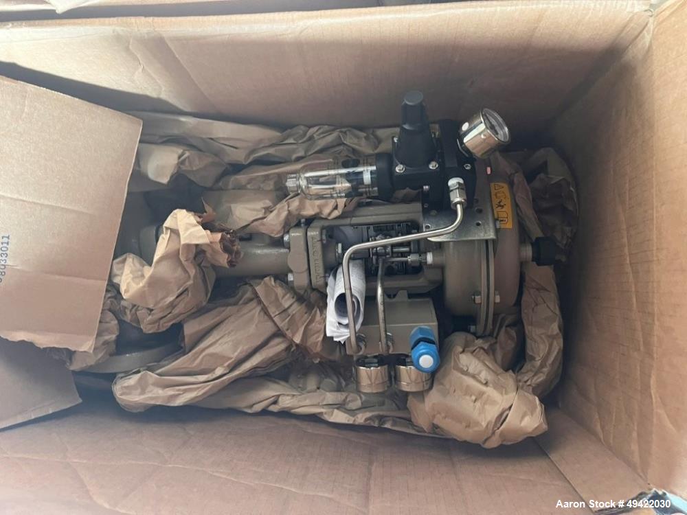Unused - Fulton Model FT-1000CU LE Boiler. Single system flow rate of 800 GPM, hour meter burners, alarm horn, 1.5" 300 lbs, knuckle safety relief valve set, 450 deg F. firing rate mod inlet. Parathe...