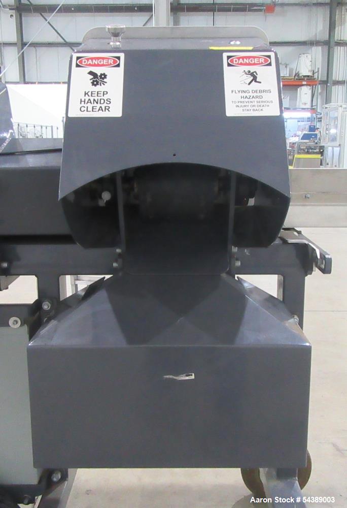 Munch Machine Double Bucker Used Hemp Bucking Machine with Conveyor