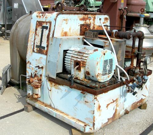 USED: Alfa Laval SB-600 pusher centrifuge, 316 stainless steel product contact areas. 1600 rpm, single stage. 30 hp, 3/60/230/460 volt, 1770 rpm drive motor, requires an approx 25 hp hydraulic pusher...