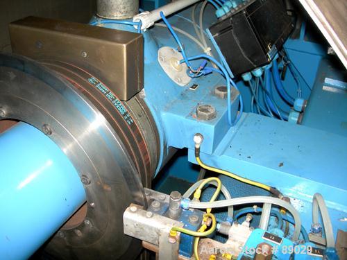 USED: Heinkel model HF800.1 inverting filter centrifuge. Wetted parts Hastelloy C22. 800 mm bowl, max bowl speed 1600 rpm. Approximate drum capacity 149 kg/119 L. Driven by a 40 hp motor. Built 1992....