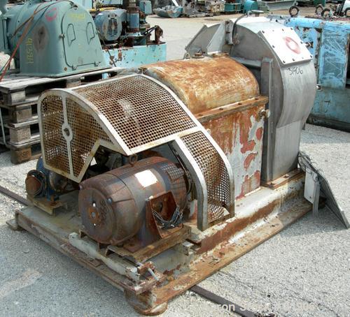 USED: Krauss-Maffei VH horizontal vibrating centrifuge, 316 stainless steel product contact areas. Conical basket 24" diameter max to 16" diameter minimum. Max bowl speed 1200 rpm, 7 kg max charge lo...
