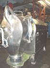Used Heinkel Inverting Centrifuge, Model HF600. 316 stainless steel, pharmaceutical grade finish. Max bowl speed 1936 rpm. Driven by a 40 hp, 3/60/460 volt, 1765 rpm XP motor. Bowl dimensions are 23....