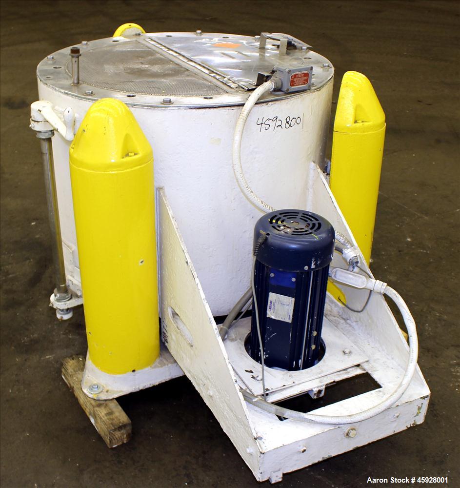Used Chip Wringer, 316 Stainless Steel. 30" Diameter x 17" deep perforated basket. Flat top and bottom. Has bolted on top with hinged cover. Top manual load and unload. 2" Side bottom outlet. Driven ...