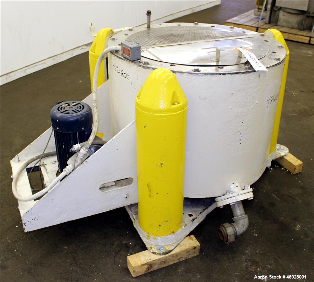 Used Chip Wringer, 316 Stainless Steel. 30" Diameter x 17" deep perforated basket. Flat top and bottom. Has bolted on top with hinged cover. Top manual load and unload. 2" Side bottom outlet. Driven ...