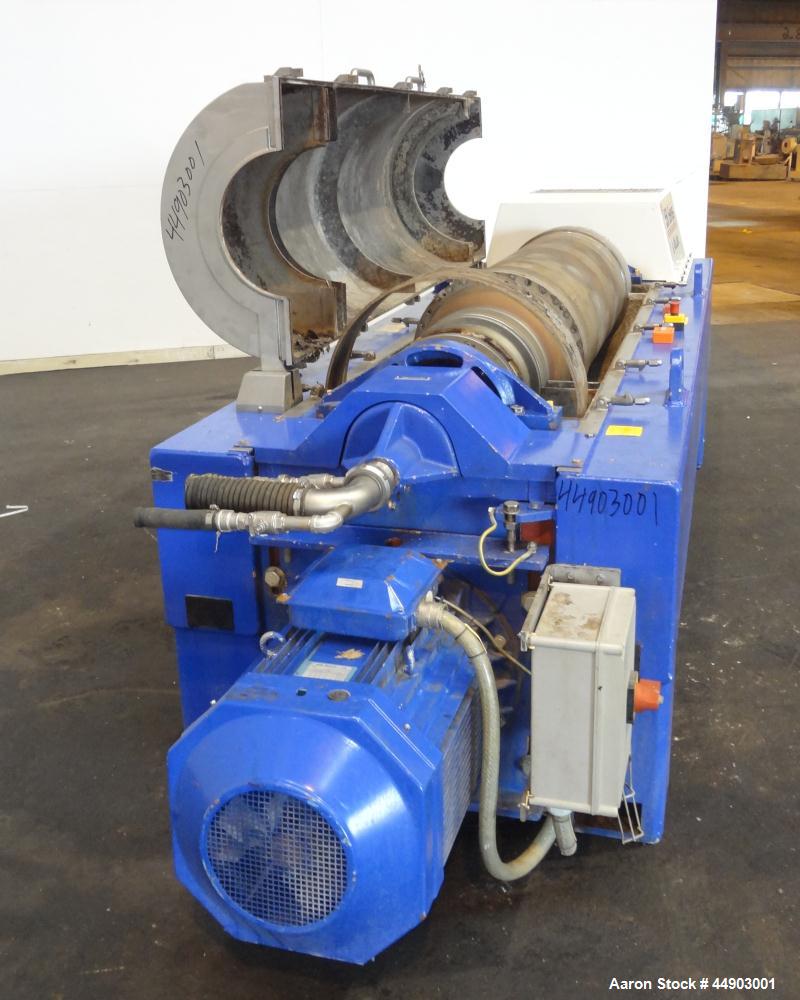 Used Alfa Laval Aldec 556 Solid Bowl Decanter Centrifuge.(PARTS MACHINE) 2205 Stainless steel (product contact areas). Maximum bowl speed 3650 rpm, 152mm single lead conveyor with hardfacing, diamete...